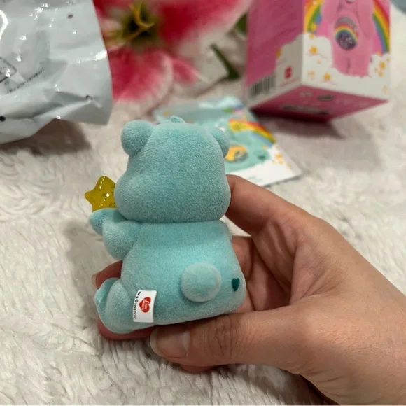 Pop Mart Care Bears Colorful Hugs Wish - Picture 2 of 10